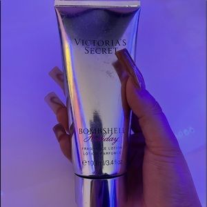 Victoria Secret Bombshell Lotion